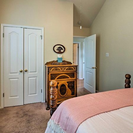 Austin Home With 2 Furnished Decks And Lake Views ภายนอก รูปภาพ