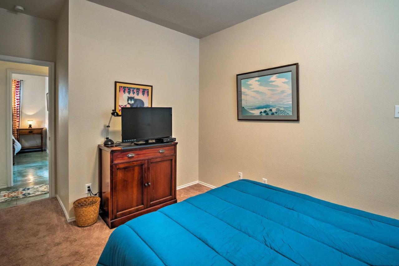 Austin Home With 2 Furnished Decks And Lake Views ภายนอก รูปภาพ