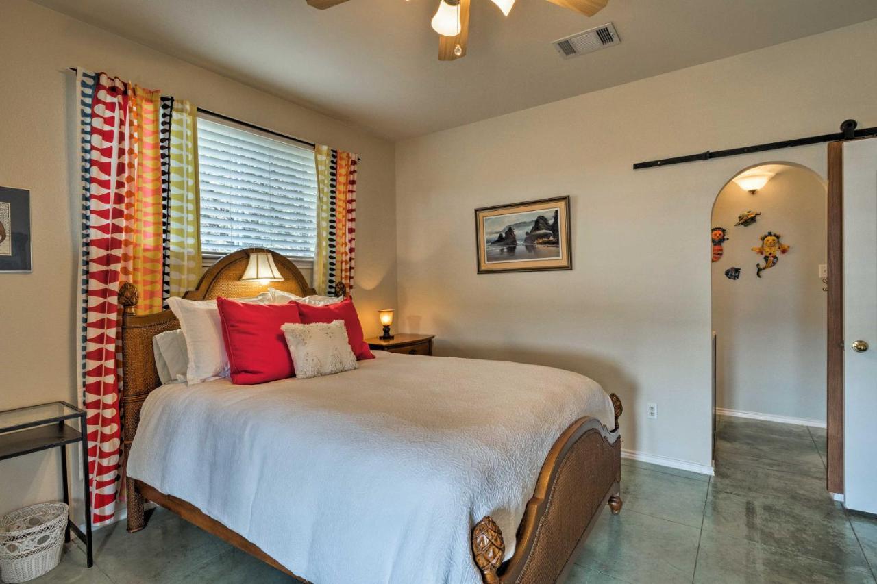 Austin Home With 2 Furnished Decks And Lake Views ภายนอก รูปภาพ